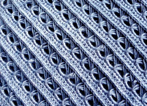 Broomstick lace rows